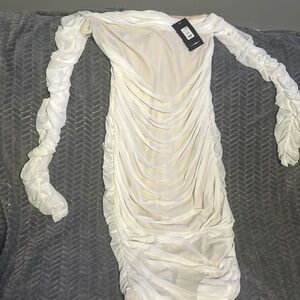 BODY CON WHITE DRESS